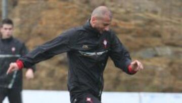 <b>TOCADO. </b>Papadopoulos no aguanta más su situación en el Celta.