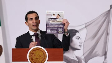 CIUDAD DE MÉXICO, 24FEBRERO2026.- Rommel Pacheco , director general de la Comisión Nacional de Cultura Física y Deporte, durante la conferencia Mañanera del Pueblo en la que se anunció el programa "Jóvenes Transformando México", iniciativa que busca acerca la cultura, educación, oportunidades laborales, deporte y actividades recreativas a las juventudes en todo el país, a fin de evitar su participación en actividades delictivas o en el consumo de sustancias.
FOTO: GALO CAÑAS/CUARTOSCURO.COM