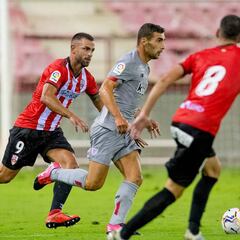 Sillero renueva y va cedido al Numancia