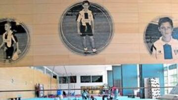 <b>MUY RECORDADO. </b>En las instalaciones del Nacional se pueden ver varias imágenes de Cristiano Ronaldo cuando defendía la camiseta blanquinegra.