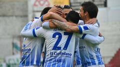 Godoy Cruz sorprende a Banfield y se mete en cuartos