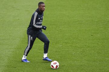 Vinicius Júnior en el entrenamiento del Real Madrid. 