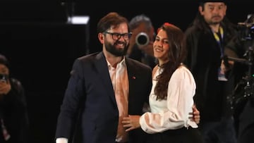 La gran decisión que tomó Gabriel Boric con su pareja Paula Carrasco: a meses de ser padre