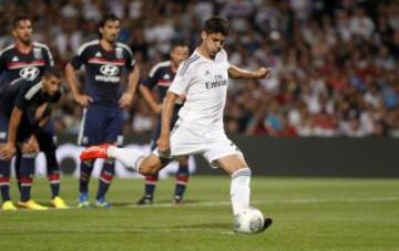 Morata marca el 2-1 de penalti.