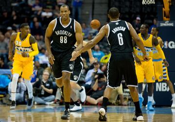 El pívot estadounidense declaró su homosexualidad en abril de 2013 cuando estaba sin equipo. En febrero de 2014 firmó con los Brooklyn Nets convirtiéndose en el primer jugador abiertamente homosexual en jugar en la NBA.