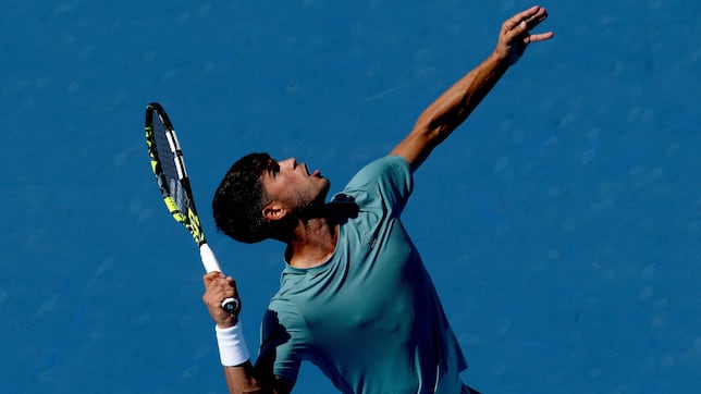 Alcaraz se cruza con Medjedovic con la meta de ser “mejor”