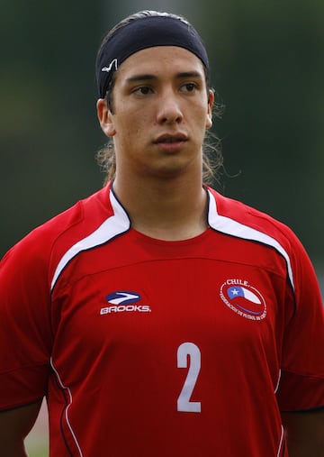 Juan Abarca era en esa época defensa de Universidad de Chile. Hoy en día está en San Luis.