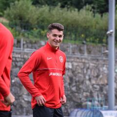 El Andorra debuta esta tarde en casa ante un Granada intocable