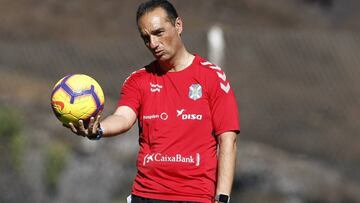 Jose Luis Oltra, entrenador del Tenerife.