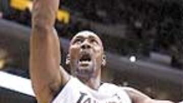 <b>HISTORIA VIVA. </b>Malone y Miller, más de 18 temporadas en la NBA.