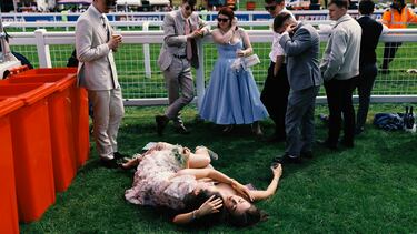 Ambiente durante  el primer día del Festival del Derby de Epsom en Surrey. Es una carrera de galope plano de 2423 metros de distancia y su primera edición fue en 1780.