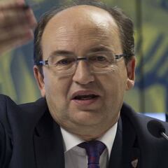 Castro: "El Rey va a dos semis de Champions, pero no va a las finales del Sevilla"