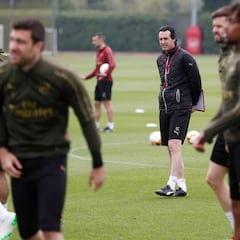 Emery se cruza de nuevo