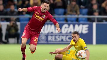 Soccer Football - Europa League - Astana vs Villarreal - Astana Arena, Astana, Kazakhstan - November 23, 2017   Villarreal&#039;s Antonio Rukavina in action with Astana&rsquo;s Dmitri Shomko     REUTERS/Alexei Filippov