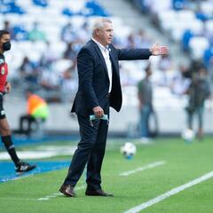 Javier Aguirre: “No le doy vueltas, no pudimos concretar”