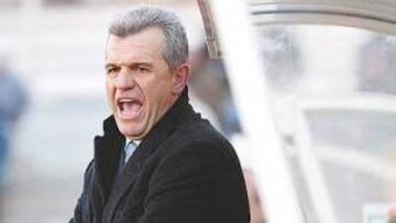 <b>CAMBIO DE AIRES. </b>Javier Aguirre ya ha decidido que dejará el banquillo de Osasuna este verano.
