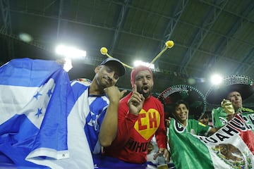 COP06. PHOENIX (ARIZONA, EE.UU.), 20/07/2017. Fanáticos apoyan a México y a Honduras previo al partido de las dos selecciones por la Copa de Oro hoy, jueves 20 de julio de 2017, en el Estadio de la Universidad de Phoenix, en Arizona (EE.UU.) EFE/José Méndez