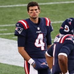 Cam Newton sabe que debe mejorar o irá a la banca de Patriots