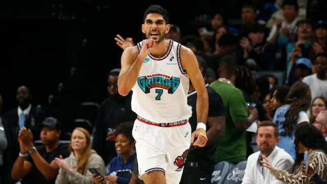 Los Grizzlies se quedan con Aldama