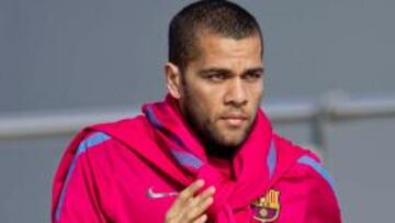 DESEADO. Dani Alves, pendiente de renovar con el Barça, sigue siendo deseado fuera de España.