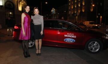 Premios AS 2014. Alejandra Quereda y Elena López de la Selección española de gimnasia rítmica posan en el nuevo Ford Mondeo.