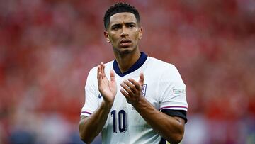 Bellingham se queda solo