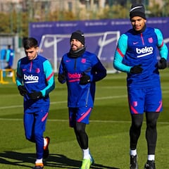 Umtiti regresa y Messi y Dembélé hacen trabajo en el gimnasio