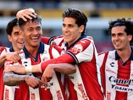 San Luis' defender #31 Eduardo Aguila (2nd-L) celebrates after scoring his team's second goal with teammates during the Liga MX Clausura football match between Atlas and San Luis at the Jalisco Stadium in Guadalajara, state of Jalisco, Mexico, on February 21, 2026. (Photo by Ulises Ruiz / AFP)
