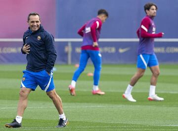 El primer entrenamiento con Sergi Barjuan en imágenes