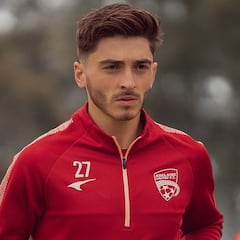 Joshua Cavallo, cuando la piedra gana al papel