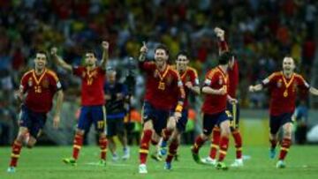 La selección española celebra el pase a la final de la Copa Confederacione.