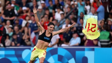 Paris 2024 Olympics - Football - Men's Gold Medal Match - France vs Spain - Parc des Princes, Paris, France - August 09, 2024. Sergio Camello of Spain celebrates scoring their fifth goal. REUTERS/Paul Childs TPX IMAGES OF THE DAY