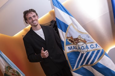 Loren Juarros sigue blindando a la cantera: Recio renueva hasta 2029