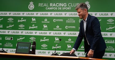 Mikel Martija prioriza su familia y deja la direcci¨®n deportiva del Racing