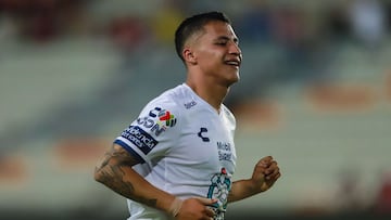 El juvenil, Roberto de la Rosa, tiene 21 años y es toda una figura con Pachuca.