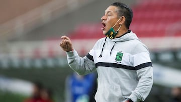 ¿Cómo le va a Ignacio Ambriz en semifinales de vuelta?