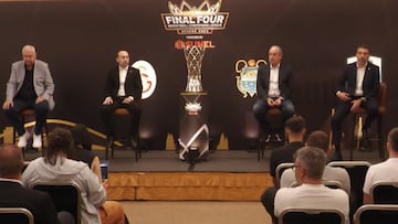 Vidorreta, en la rueda de entrenadores.