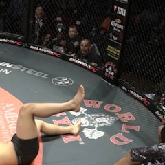 Ver para creer: dos luchadores se quedan K.O a la vez