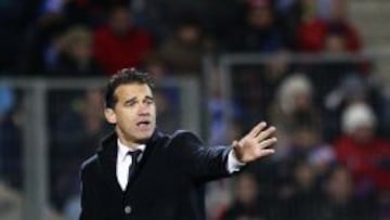 El entrenador del Getafe, Luis García, durante el encuentro correspondiente a la vuelta de los octavos de final de la Copa