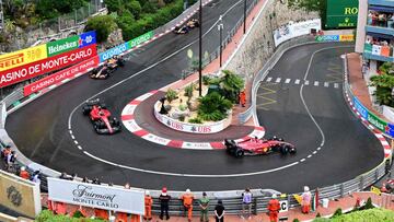 Leclerc y Sainz, al frente de la carrera en M&oacute;naco.