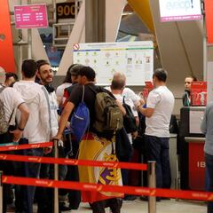 Exteriores aconseja precaución con la documentación en Kiev