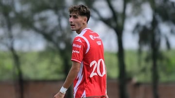 Así es Santiago, el hijo del futbolista Rafa Márquez que empieza a destacar en el mundo de la música