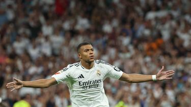 Dos de Mbappé y un Valverde estelar