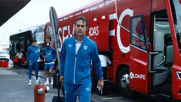Lopetegui, al frente de la expedición del Sevilla.