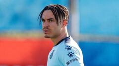 El nuevo look con el que sorprende a su vuelta De Tomás