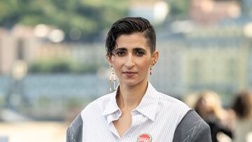 La actriz Alba Flores posa en el photocall previo a la rueda de prensa de la película 'Flores para Antonio' de Sección Oficial del Festival de San Sebastián, en el Kursaal, a 23 de septiembre de 2025, en San Sebastián, Guipúzcoa, País Vasco (España). El documental trata de cómo Alba Flores, hija del músico legendario Antonio Flores, se dispone a buscar la verdad sobre quién fue su padre. Antonio Flores falleció en mayo ed 1995 cuando Alba Flores tenía ocho años.
23 SEPTIEMBRE 2025
Arnaitz Rubio / Europa Press
23/09/2025