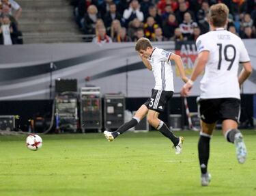 World Cup qualifying: wins for England, Germany and Poland