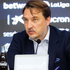 Catalán: "El Real Madrid no me ha llamado por De Frutos"