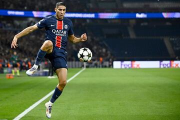 Achraf, en acción con el PSG en esta Champions. 