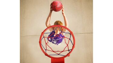 Equipa tu jardín con estas canastas de baloncesto ajustables en altura e ideales para los más pequeños